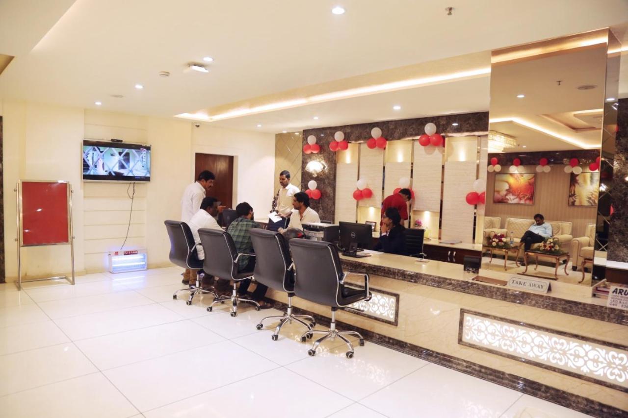 Hotel Shubham Celebrations Hyderabad Bagian luar foto
