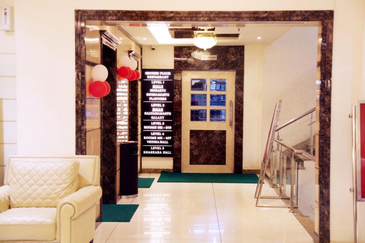 Hotel Shubham Celebrations Hyderabad Bagian luar foto